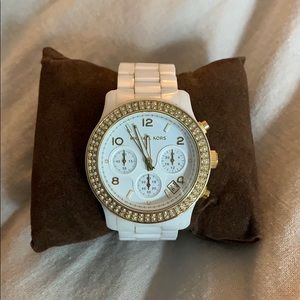 Michael Kors White Gold Ceramic Watch MK5237